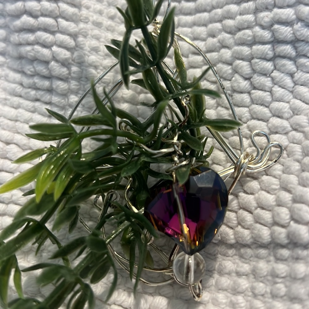 AirPlant Decor Handmade Wite Art with Shiny Heart and bling for extra!